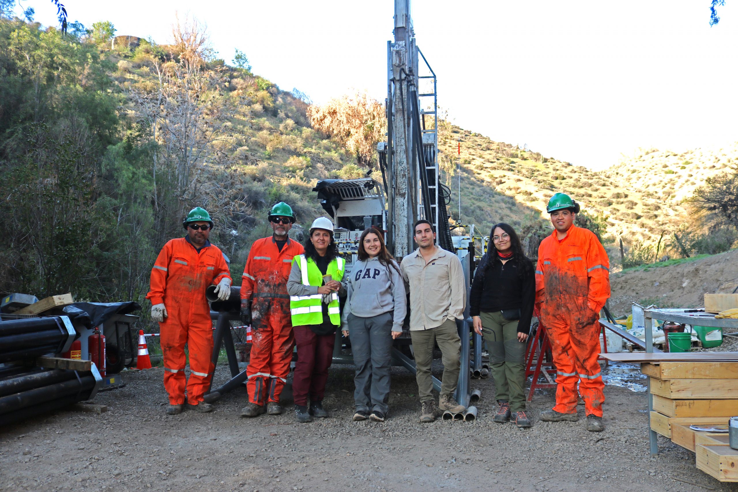 “Rocas fracturadas”: Un viaje de 500 metros de profundidad al Corazón de la Cordillera de Los Andes ¿Es la fuente que alimenta de agua a los acuíferos del Valle Central?