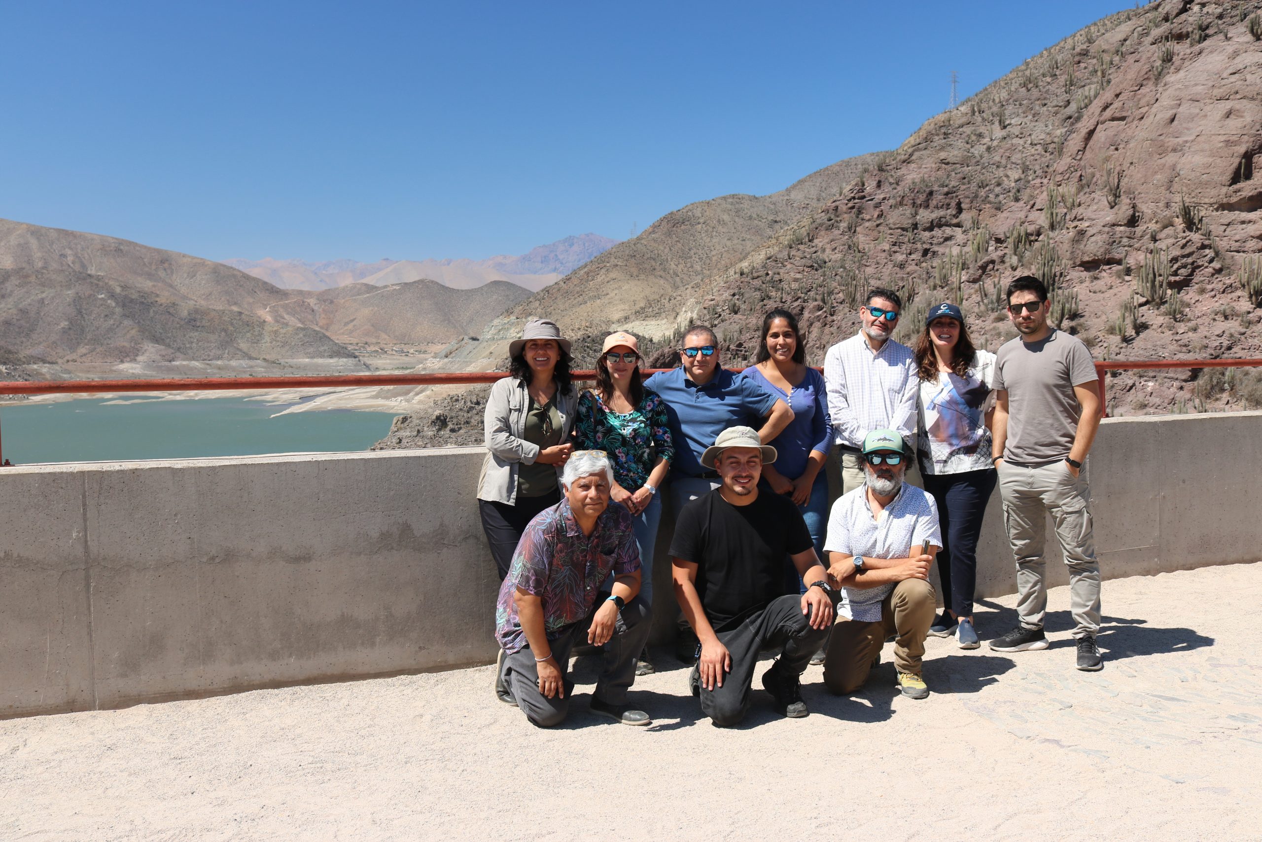 Explorando la Realidad Hídrica de la IV región: Equipo del Centro Avanzado para Tecnologías del Agua (CAPTA) visitó el Embalse Puclaro en el Valle del Elqui